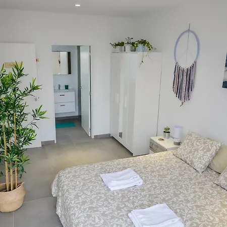 Maar House لاجاريس