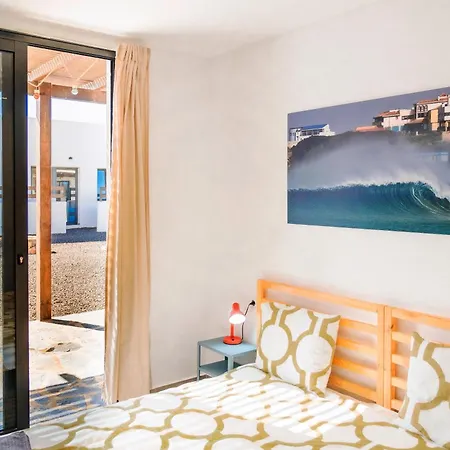 Maar House 3* Лахарес