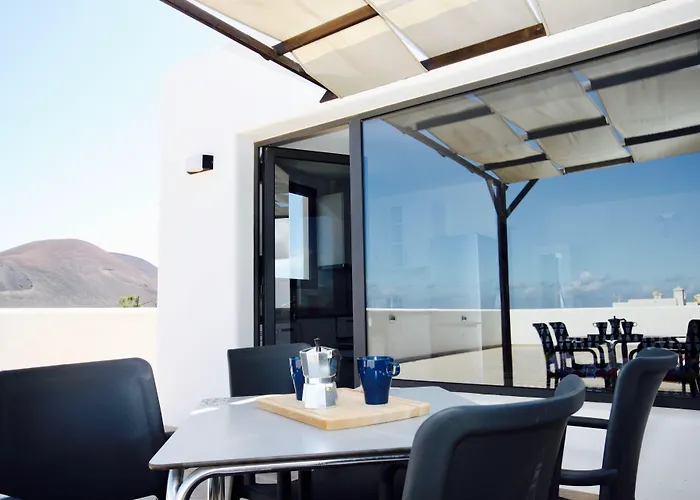 Guest house Maar House