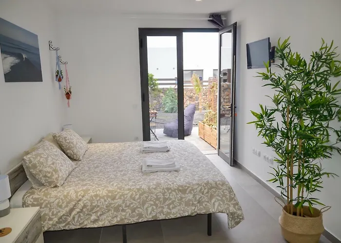 Maar House Guest house Lajares