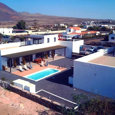 Maar House 3*